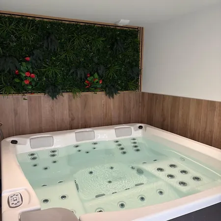 Lady Jule D Hotes & 3* Sainte-Luce-sur-Loire