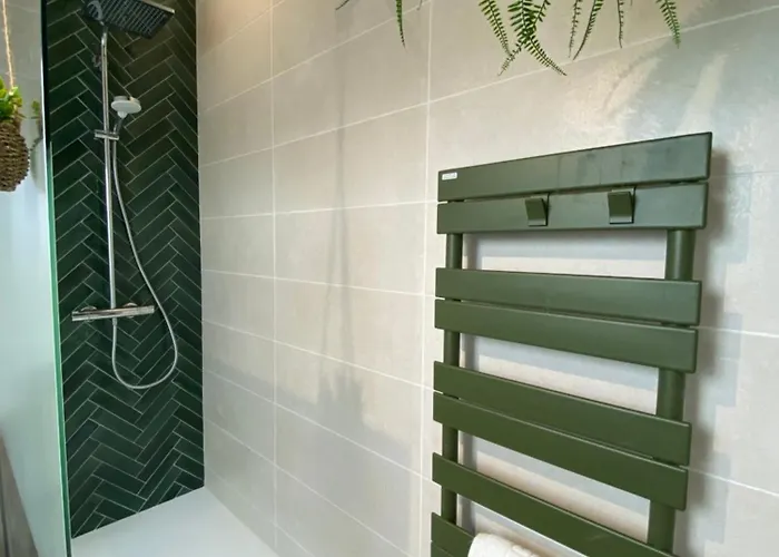 Lady Jule D Hotes & 게스트하우스 생트 루스 쉬르 루와르