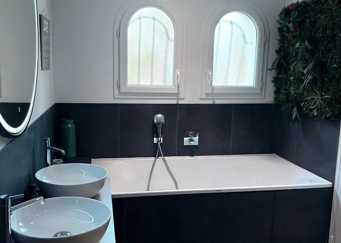 Lady Jule D Hôtes&spa Sainte-Luce-sur-Loire