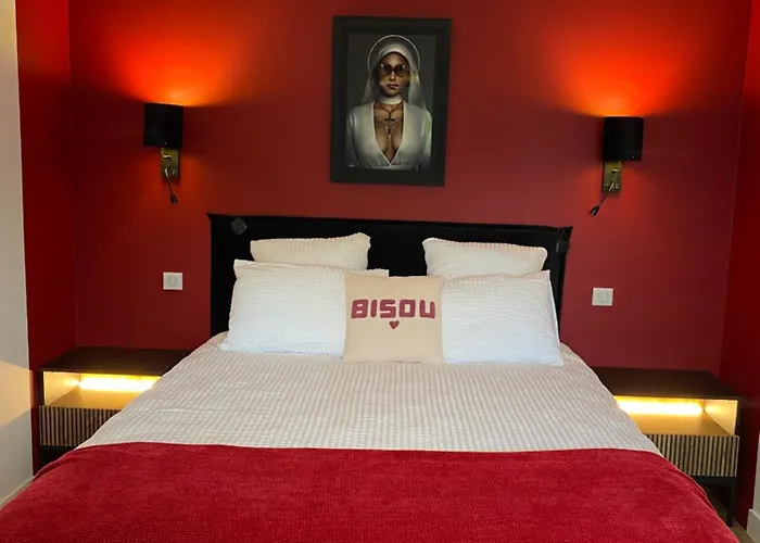 Lady Jule D Hôtes&spa 3*